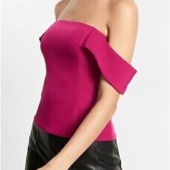 Express NWT magenta off shoulder crop top ❤️ - Picture 2 of 6